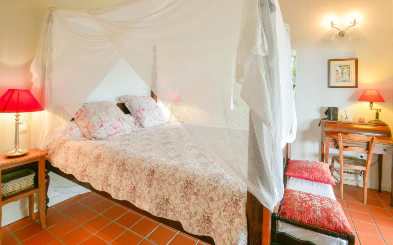 פוינט-נואר Beausejour Guest House מראה חיצוני תמונה