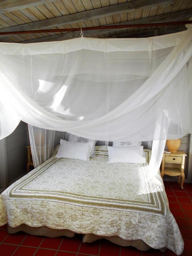 פוינט-נואר Beausejour Guest House מראה חיצוני תמונה